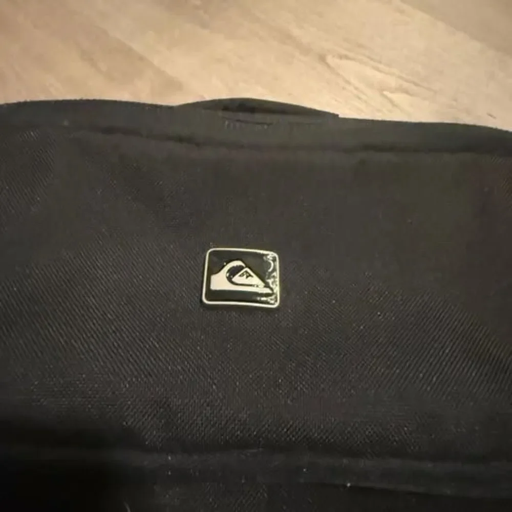 RARE Vintage Y2K Quiksilver Rolling Suitcase Carry-On Black Skater Surf Luggage